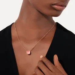 Collana con pendente Nudo Classic*Pomellato Store